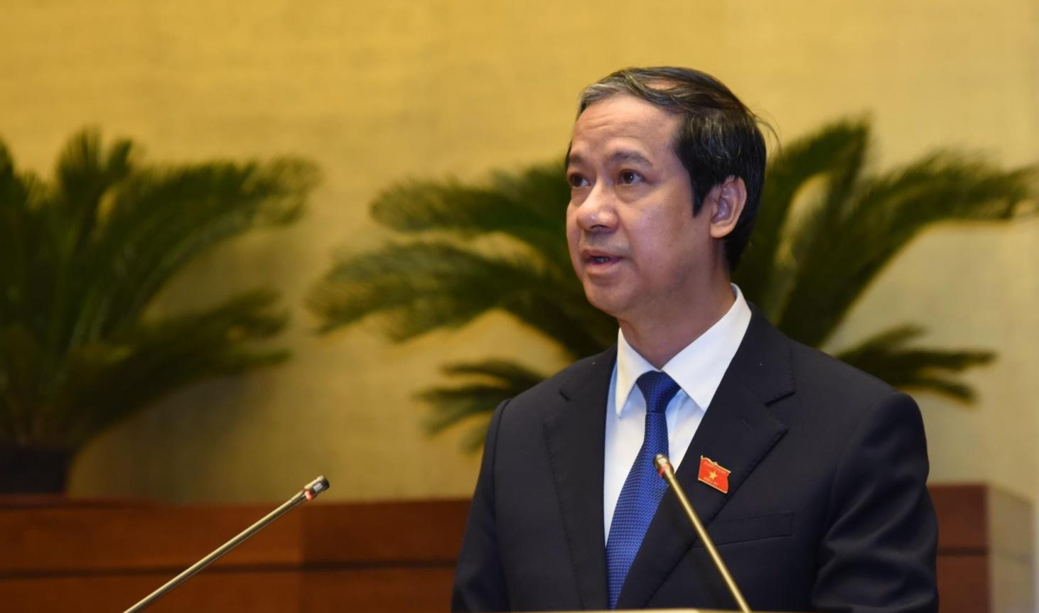 Bộ trưởng Nguyễn Kim Sơn trong phiên trả lời chất vấn tại kỳ họp Quốc hội vừa qua GIA HÂN